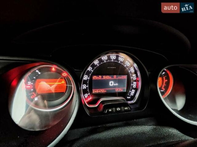 Сірий Сітроен С5, об'ємом двигуна 2 л та пробігом 246 тис. км за 8300 $, фото 16 на Automoto.ua