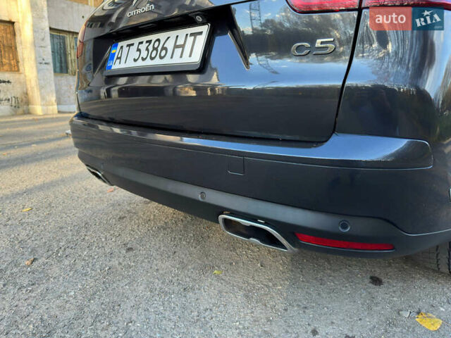 Ситроен С5 2012 в Ивано-Франковске на Automoto.ua Серый Ситроен С5, объемом двигателя 2.2 л и пробегом 222 тыс. км за 11500 $, фото 18 на Automoto.ua