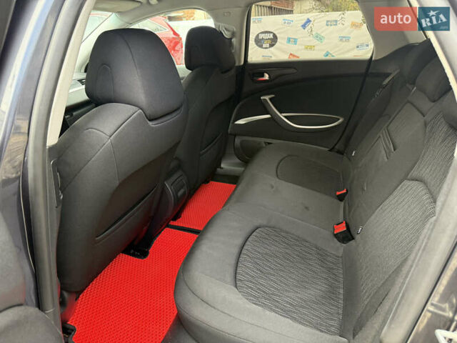 Сірий Сітроен С5, об'ємом двигуна 2 л та пробігом 320 тис. км за 5800 $, фото 10 на Automoto.ua