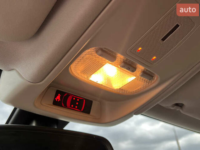 Серый Ситроен С5, объемом двигателя 1.56 л и пробегом 234 тыс. км за 7400 $, фото 14 на Automoto.ua