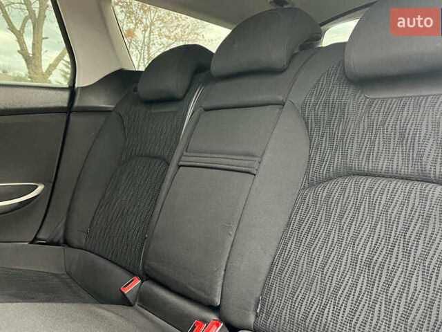 Серый Ситроен С5, объемом двигателя 1.56 л и пробегом 234 тыс. км за 7400 $, фото 20 на Automoto.ua