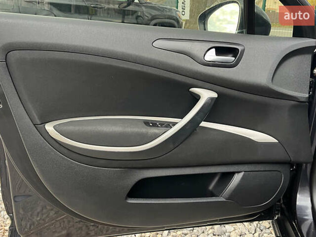 Серый Ситроен С5, объемом двигателя 1.56 л и пробегом 234 тыс. км за 7400 $, фото 22 на Automoto.ua