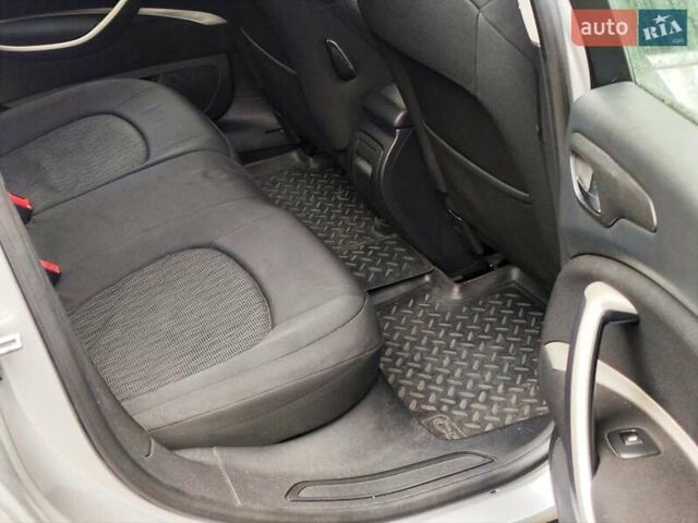 Сірий Сітроен С5, об'ємом двигуна 2 л та пробігом 246 тис. км за 8300 $, фото 10 на Automoto.ua