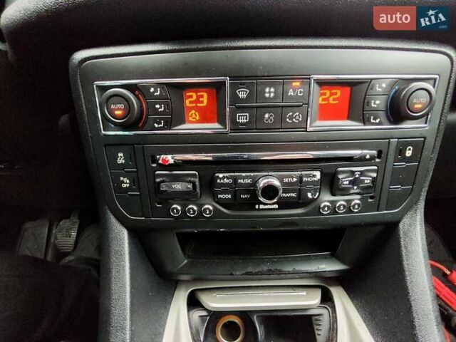 Сірий Сітроен С5, об'ємом двигуна 2 л та пробігом 246 тис. км за 8300 $, фото 17 на Automoto.ua