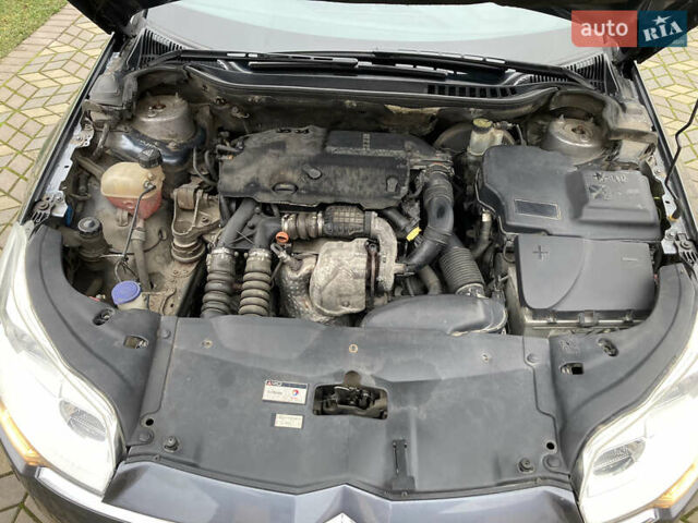 Сірий Сітроен С5, об'ємом двигуна 1.6 л та пробігом 279 тис. км за 7000 $, фото 30 на Automoto.ua