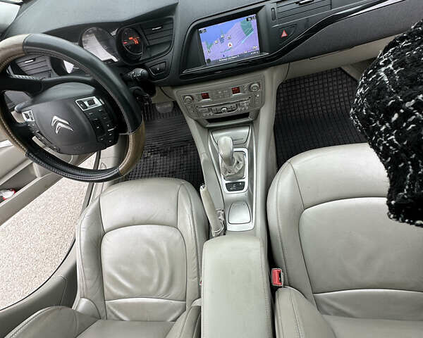 Сірий Сітроен С5, об'ємом двигуна 1.6 л та пробігом 184 тис. км за 7500 $, фото 9 на Automoto.ua