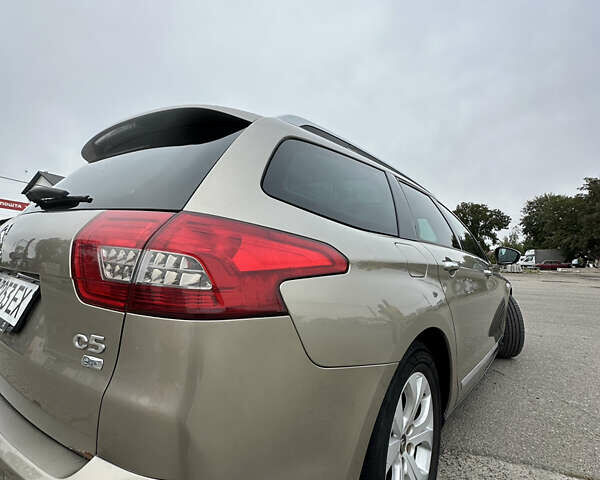 Сірий Сітроен С5, об'ємом двигуна 1.6 л та пробігом 184 тис. км за 7500 $, фото 37 на Automoto.ua