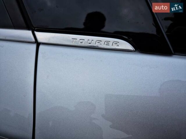 Сірий Сітроен С5, об'ємом двигуна 2 л та пробігом 258 тис. км за 8500 $, фото 15 на Automoto.ua