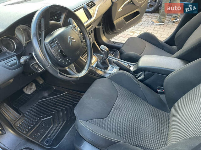 Сірий Сітроен С5, об'ємом двигуна 1.56 л та пробігом 247 тис. км за 7400 $, фото 27 на Automoto.ua