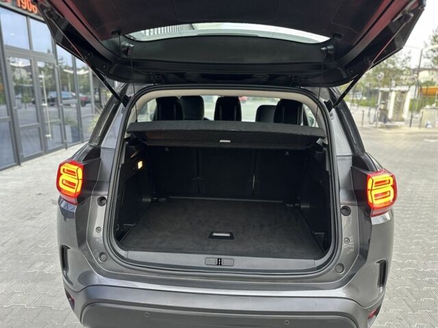 Серый Ситроен С5, объемом двигателя 1.5 л и пробегом 175 тыс. км за 19500 $, фото 21 на Automoto.ua