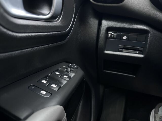 Серый Ситроен С5, объемом двигателя 1.5 л и пробегом 175 тыс. км за 19500 $, фото 7 на Automoto.ua