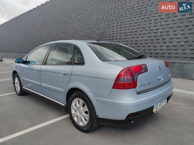Синий Ситроен С5, объемом двигателя 2 л и пробегом 200 тыс. км за 4200 $, фото 5 на Automoto.ua