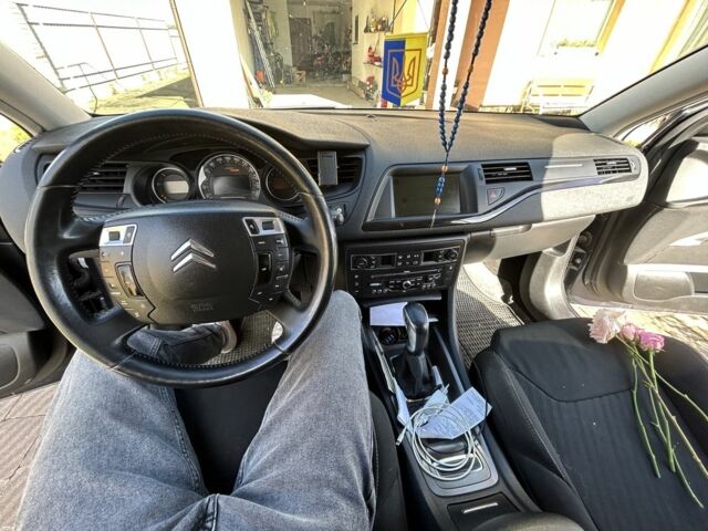 Синій Сітроен С5, об'ємом двигуна 2 л та пробігом 266 тис. км за 6800 $, фото 3 на Automoto.ua
