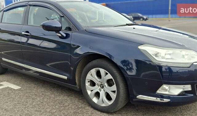 Синій Сітроен С5, об'ємом двигуна 1.6 л та пробігом 307 тис. км за 5555 $, фото 2 на Automoto.ua
