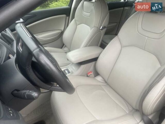 Синий Ситроен С5, объемом двигателя 1.6 л и пробегом 280 тыс. км за 8000 $, фото 3 на Automoto.ua