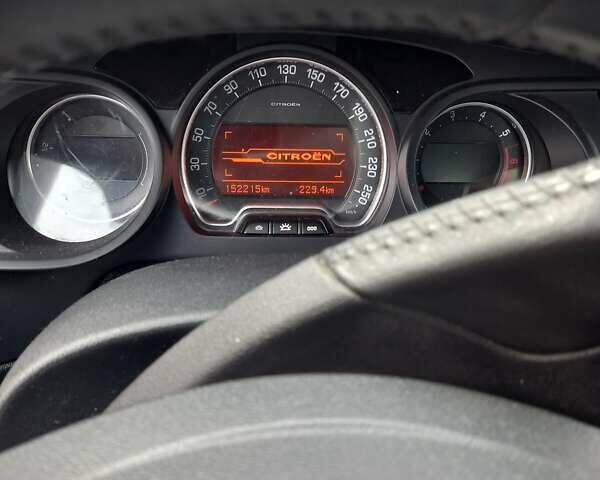 Синий Ситроен С5, объемом двигателя 1.6 л и пробегом 152 тыс. км за 8500 $, фото 6 на Automoto.ua