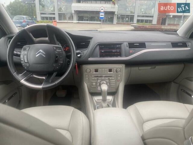 Синий Ситроен С5, объемом двигателя 1.6 л и пробегом 280 тыс. км за 8000 $, фото 4 на Automoto.ua