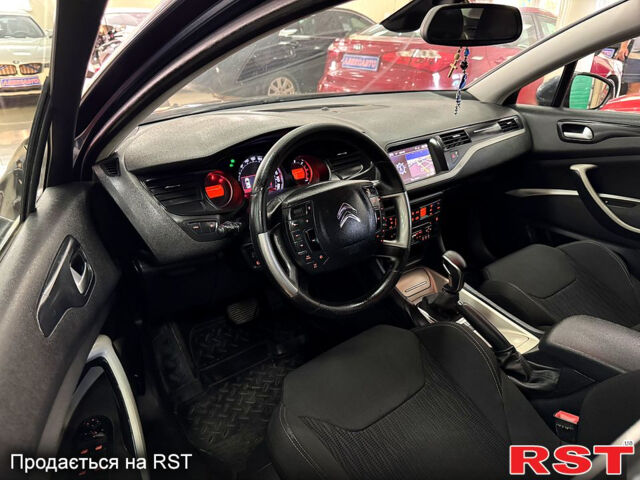 Синий Ситроен С5, объемом двигателя 1.6 л и пробегом 269 тыс. км за 7700 $, фото 8 на Automoto.ua