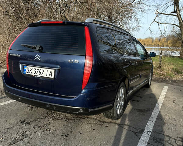 Синий Ситроен С5, объемом двигателя 2 л и пробегом 243 тыс. км за 4500 $, фото 5 на Automoto.ua