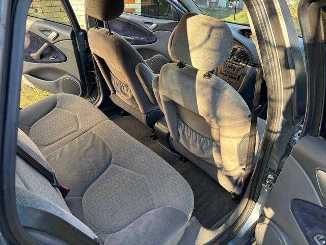 Синий Ситроен С5, объемом двигателя 1.6 л и пробегом 200 тыс. км за 3500 $, фото 4 на Automoto.ua