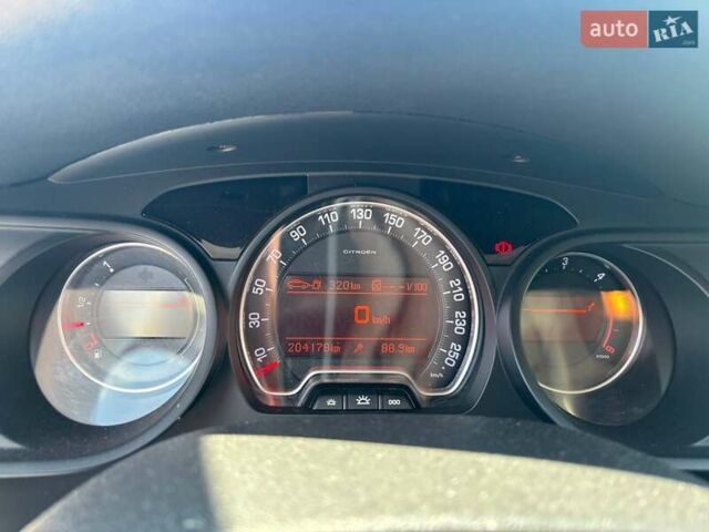 Синій Сітроен С5, об'ємом двигуна 1.56 л та пробігом 204 тис. км за 6500 $, фото 13 на Automoto.ua