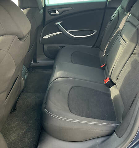 Синий Ситроен С5, объемом двигателя 2 л и пробегом 222 тыс. км за 7300 $, фото 90 на Automoto.ua