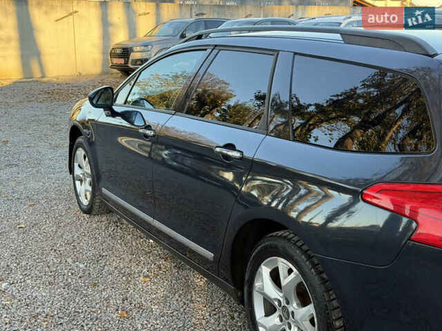 Синий Ситроен С5, объемом двигателя 2 л и пробегом 351 тыс. км за 4600 $, фото 8 на Automoto.ua