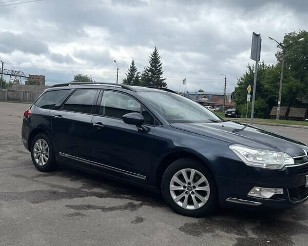 Синий Ситроен С5, объемом двигателя 1.56 л и пробегом 261 тыс. км за 7500 $, фото 3 на Automoto.ua