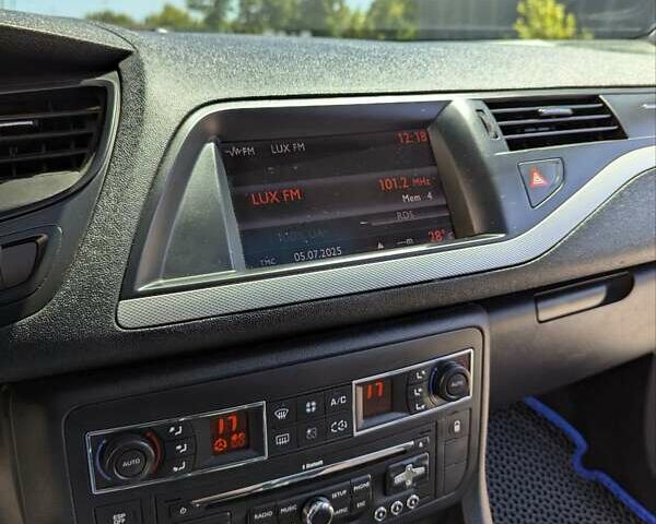 Синий Ситроен С5, объемом двигателя 1.6 л и пробегом 265 тыс. км за 6660 $, фото 32 на Automoto.ua