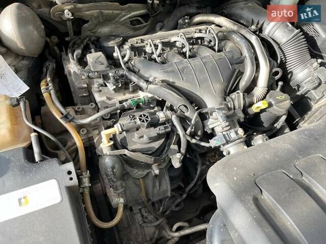 Синій Сітроен С5, об'ємом двигуна 2 л та пробігом 251 тис. км за 6400 $, фото 9 на Automoto.ua