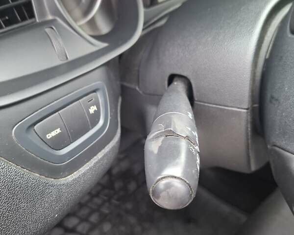 Синий Ситроен С5, объемом двигателя 2 л и пробегом 304 тыс. км за 7250 $, фото 2 на Automoto.ua