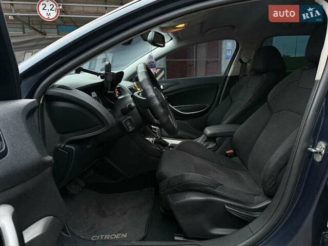 Синій Сітроен С5, об'ємом двигуна 2 л та пробігом 310 тис. км за 5200 $, фото 18 на Automoto.ua