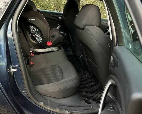 Синій Сітроен С5, об'ємом двигуна 2 л та пробігом 251 тис. км за 6400 $, фото 11 на Automoto.ua