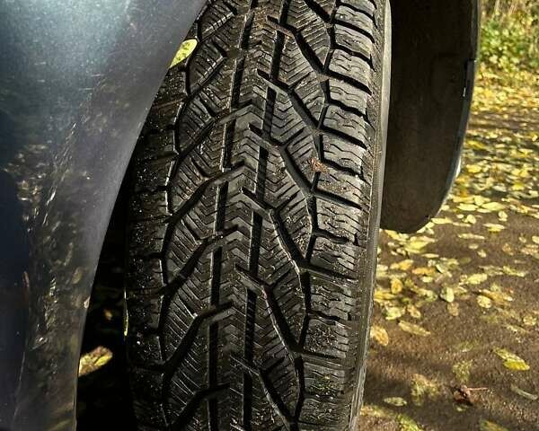 Синій Сітроен С5, об'ємом двигуна 2 л та пробігом 251 тис. км за 6400 $, фото 3 на Automoto.ua