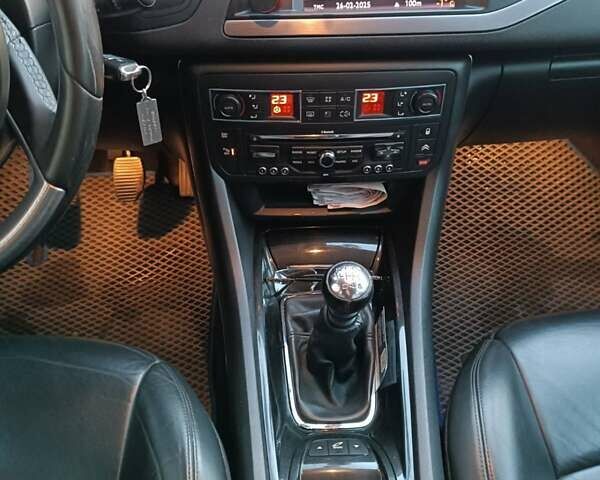 Синий Ситроен С5, объемом двигателя 2 л и пробегом 270 тыс. км за 7400 $, фото 7 на Automoto.ua