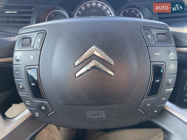 Синий Ситроен С5, объемом двигателя 1.6 л и пробегом 220 тыс. км за 5000 $, фото 12 на Automoto.ua