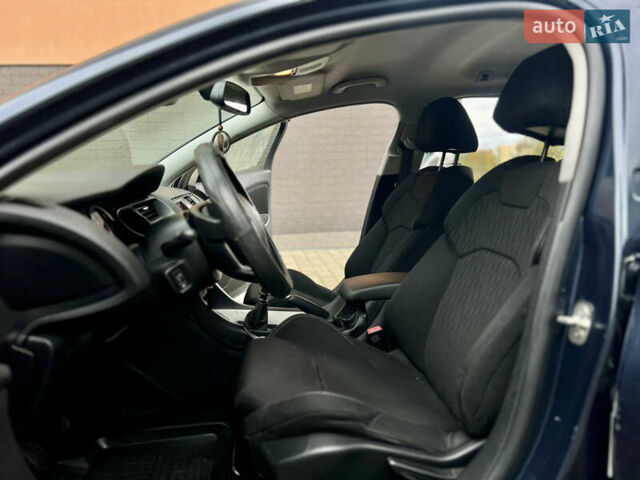 Синій Сітроен С5, об'ємом двигуна 2 л та пробігом 275 тис. км за 6350 $, фото 20 на Automoto.ua