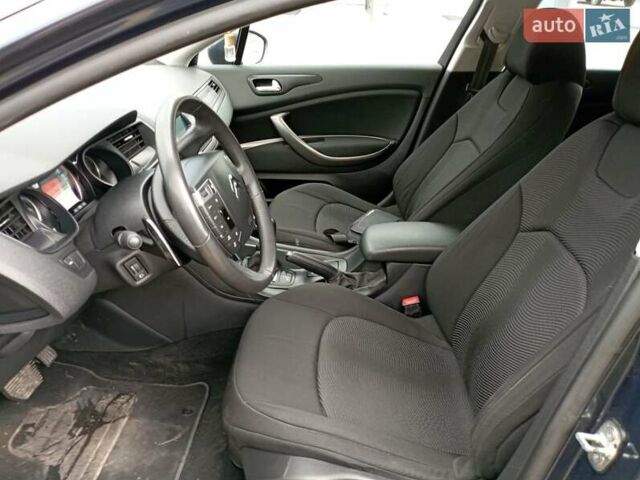 Синий Ситроен С5, объемом двигателя 1.6 л и пробегом 174 тыс. км за 6500 $, фото 8 на Automoto.ua