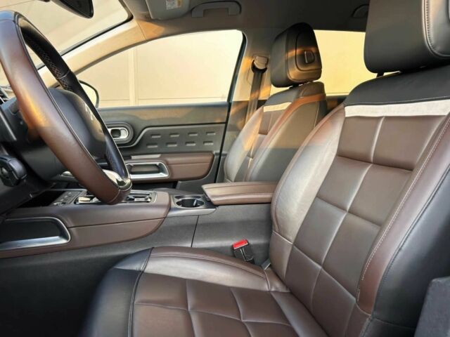 Ситроен С5 2020 в Чернигове на Automoto.ua Зеленый Ситроен С5, объемом двигателя 1.6 л и пробегом 44 тыс. км за 10500 $, фото 7 на Automoto.ua