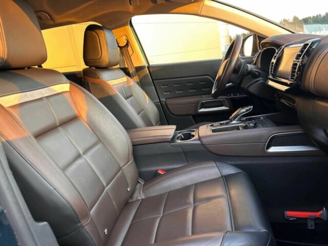 Ситроен С5 2020 в Чернигове на Automoto.ua Зеленый Ситроен С5, объемом двигателя 1.6 л и пробегом 44 тыс. км за 10500 $, фото 9 на Automoto.ua