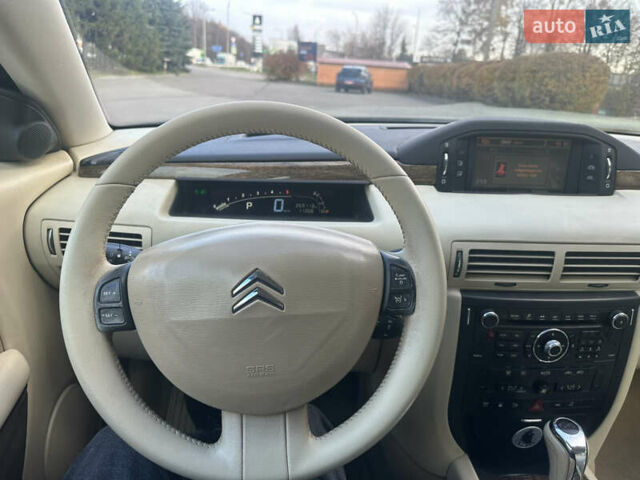 Зеленый Ситроен С6, объемом двигателя 2.72 л и пробегом 260 тыс. км за 6777 $, фото 14 на Automoto.ua