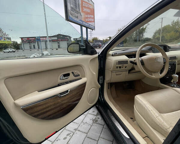 Зеленый Ситроен С6, объемом двигателя 2.7 л и пробегом 268 тыс. км за 7500 $, фото 8 на Automoto.ua