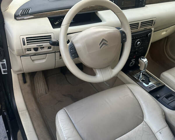 Зеленый Ситроен С6, объемом двигателя 2.72 л и пробегом 260 тыс. км за 6777 $, фото 11 на Automoto.ua