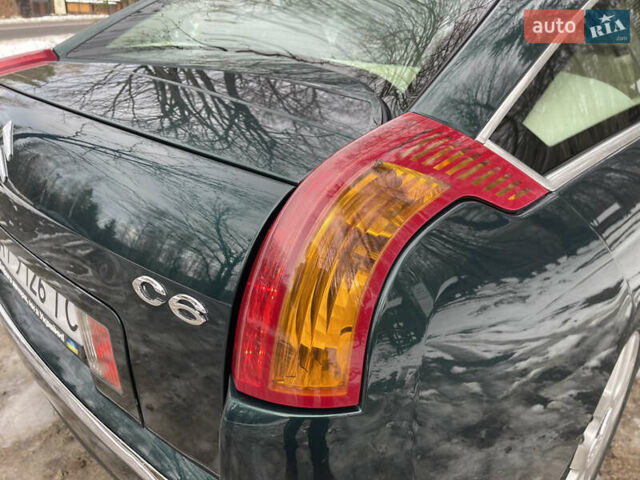 Зелений Сітроен С6, об'ємом двигуна 2.72 л та пробігом 269 тис. км за 6900 $, фото 22 на Automoto.ua