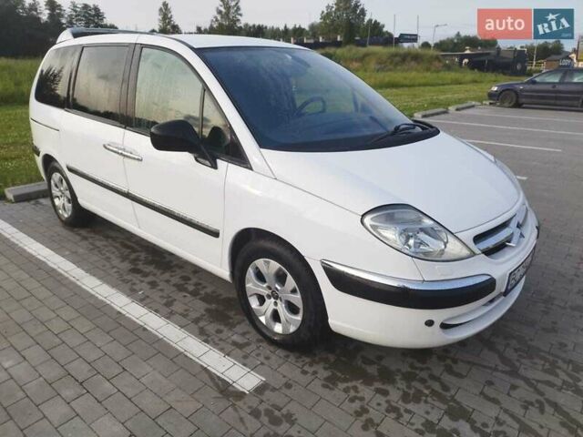 Белый Ситроен С8, объемом двигателя 2 л и пробегом 265 тыс. км за 8600 $, фото 14 на Automoto.ua