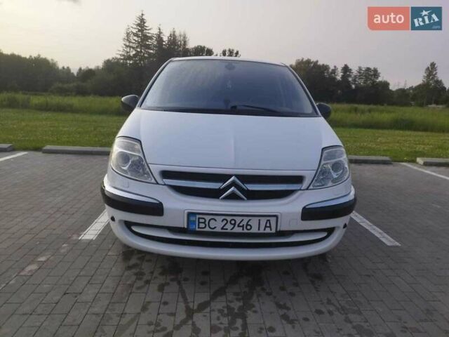 Белый Ситроен С8, объемом двигателя 2 л и пробегом 265 тыс. км за 8600 $, фото 8 на Automoto.ua