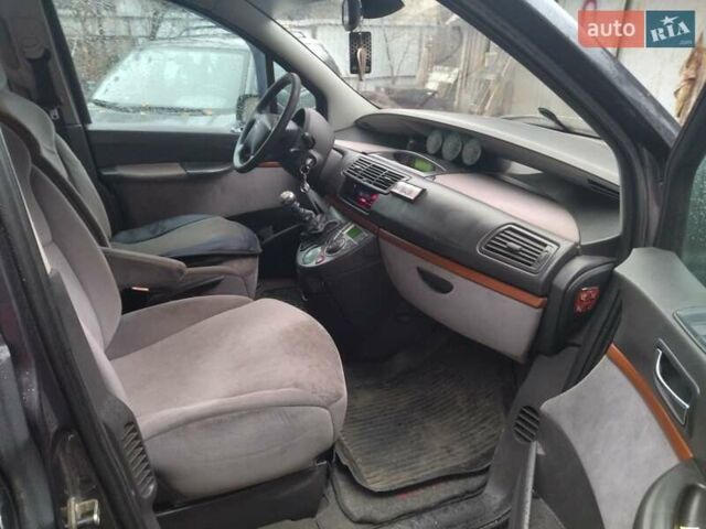 Чорний Сітроен С8, об'ємом двигуна 2.2 л та пробігом 324 тис. км за 5000 $, фото 10 на Automoto.ua