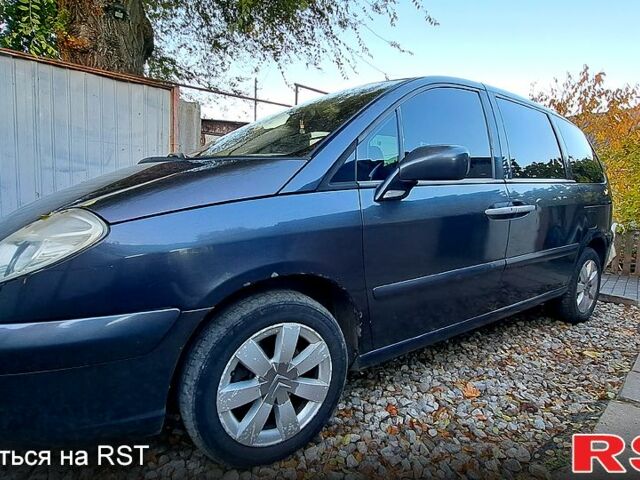Черный Ситроен С8, объемом двигателя 2 л и пробегом 333 тыс. км за 7000 $, фото 12 на Automoto.ua