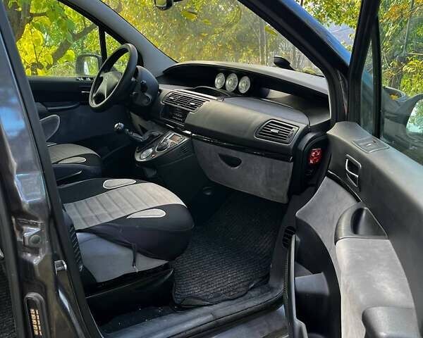 Чорний Сітроен С8, об'ємом двигуна 2 л та пробігом 200 тис. км за 6600 $, фото 10 на Automoto.ua