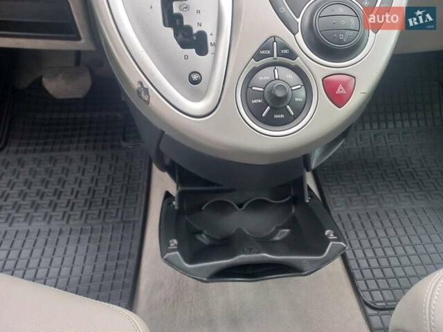 Черный Ситроен С8, объемом двигателя 2 л и пробегом 197 тыс. км за 8700 $, фото 25 на Automoto.ua